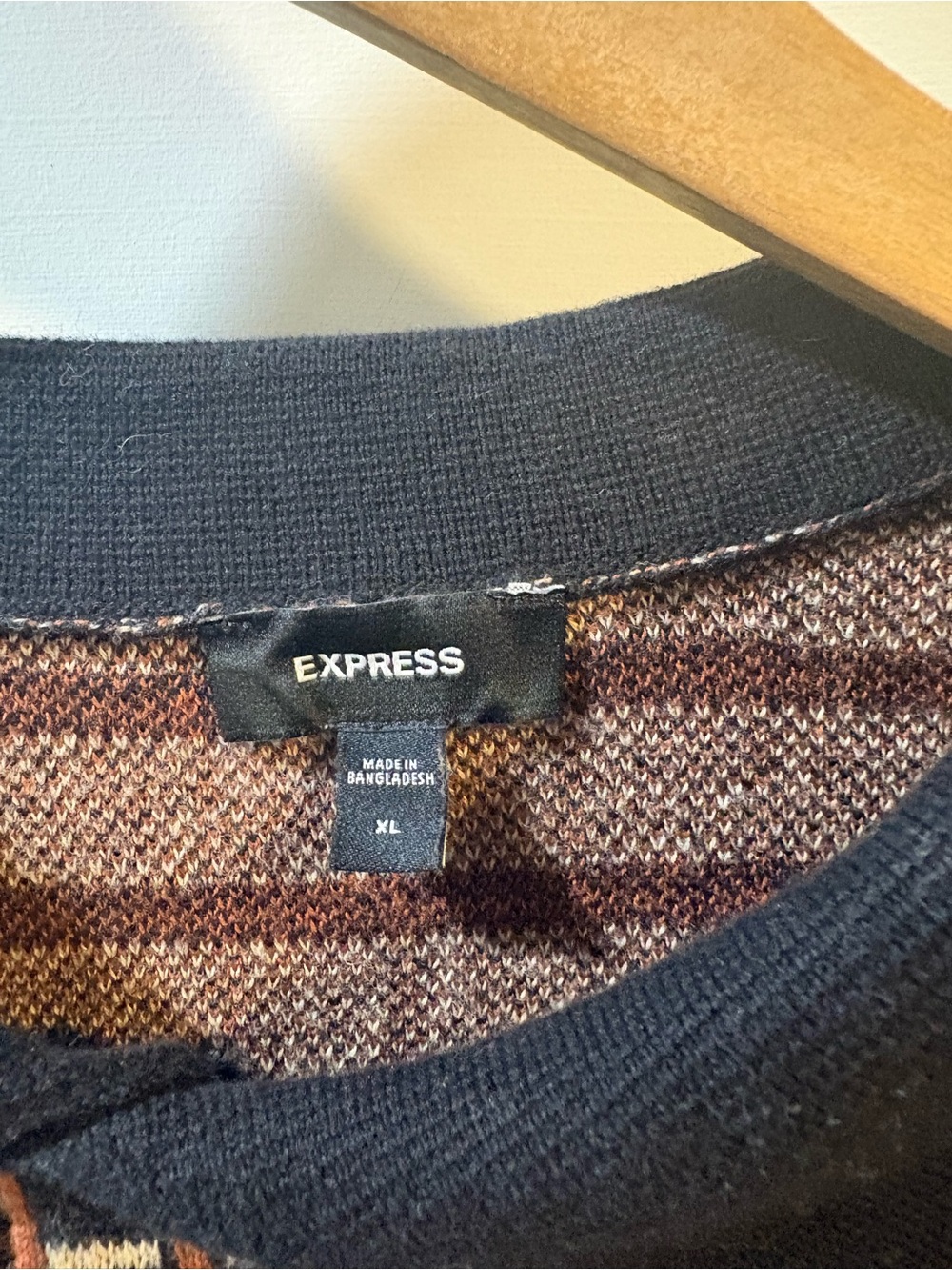 Express Men’s XL Geometric 100% Cotton Knit Polo Shirt Retro Brown Black - Picture 4 of 5